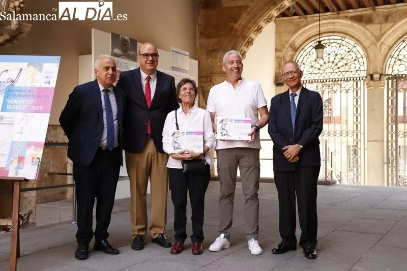 Entrega de los premios del XXI Concurso de Dibujo 'Venancio Blanco' en el Patio de la Salina. Foto de David Sañudo