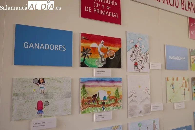 Entrega de los premios del XXI Concurso de Dibujo 'Venancio Blanco' en el Patio de la Salina. Foto de David Sañudo