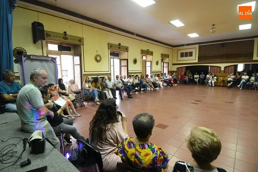 Foto 4 - Propuestas varias acciones para reivindicar la vuelta del servicio normal de Bomberos