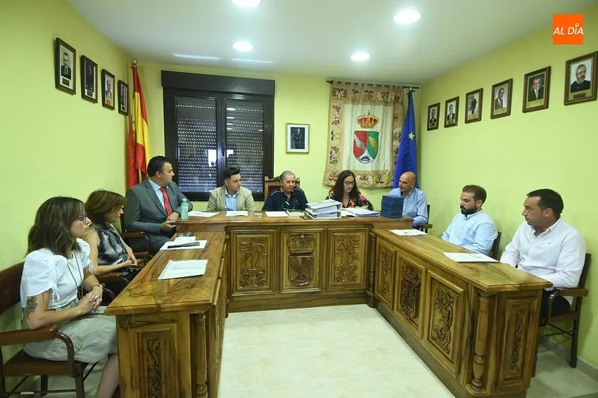 toma posesion paco cañamero alcalde la fuente de San Esteban