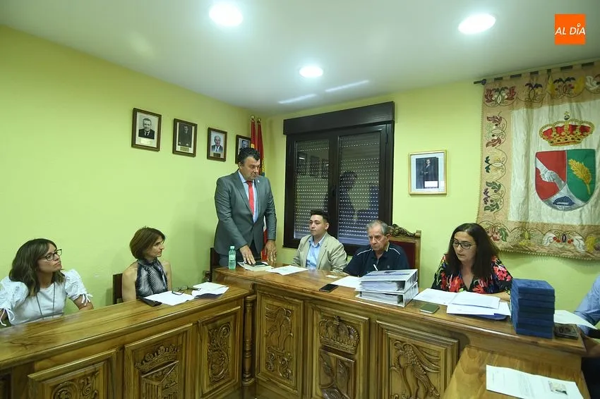 toma posesion paco cañamero alcalde la fuente de San Esteban