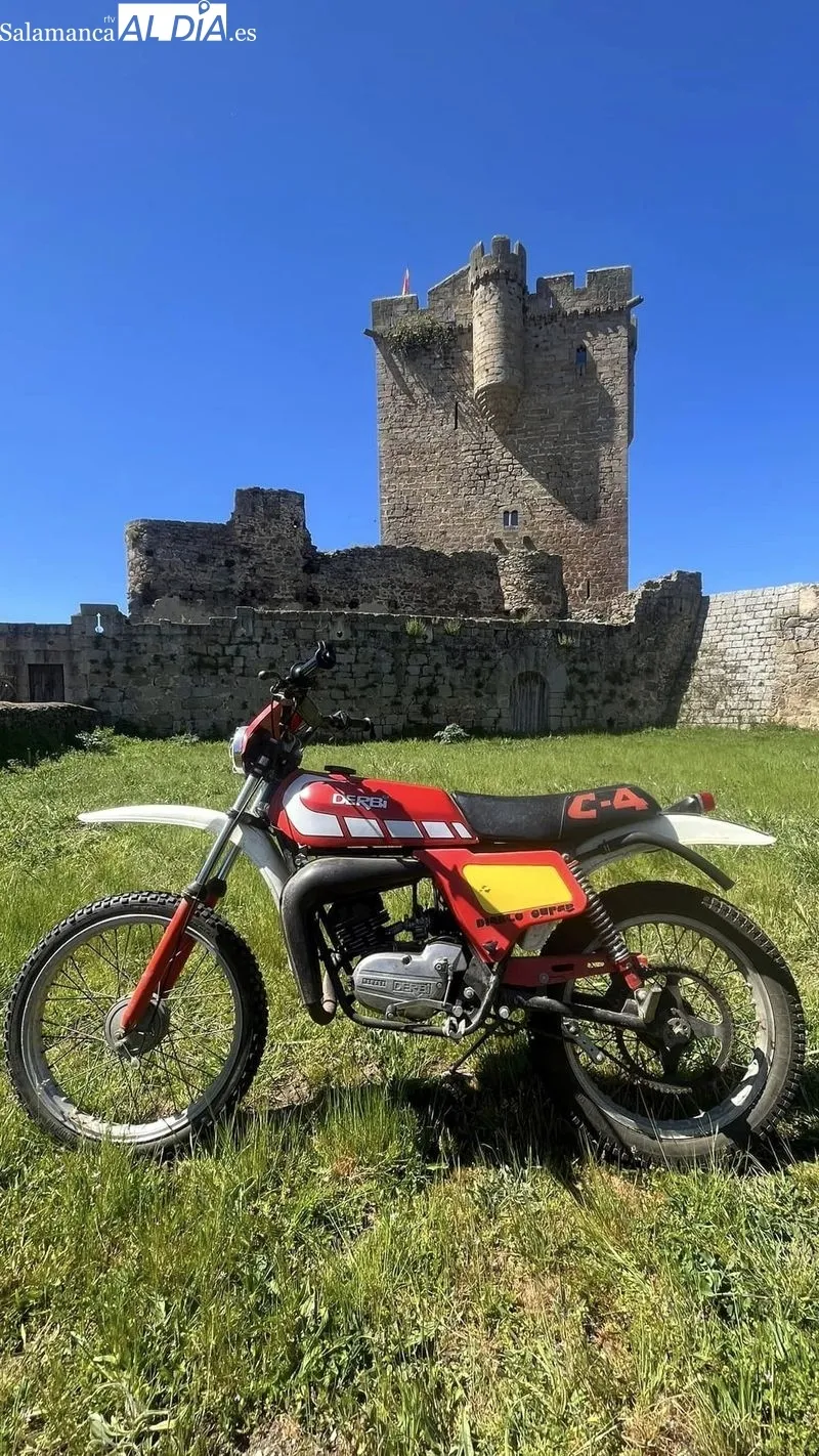 Moto propiedad del museo internacional de automoción Calvo de Barrientos que se expondrá en San Felices
