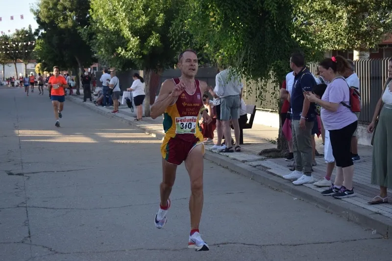 Villoruela ha celebrado su XV Carrera Popular