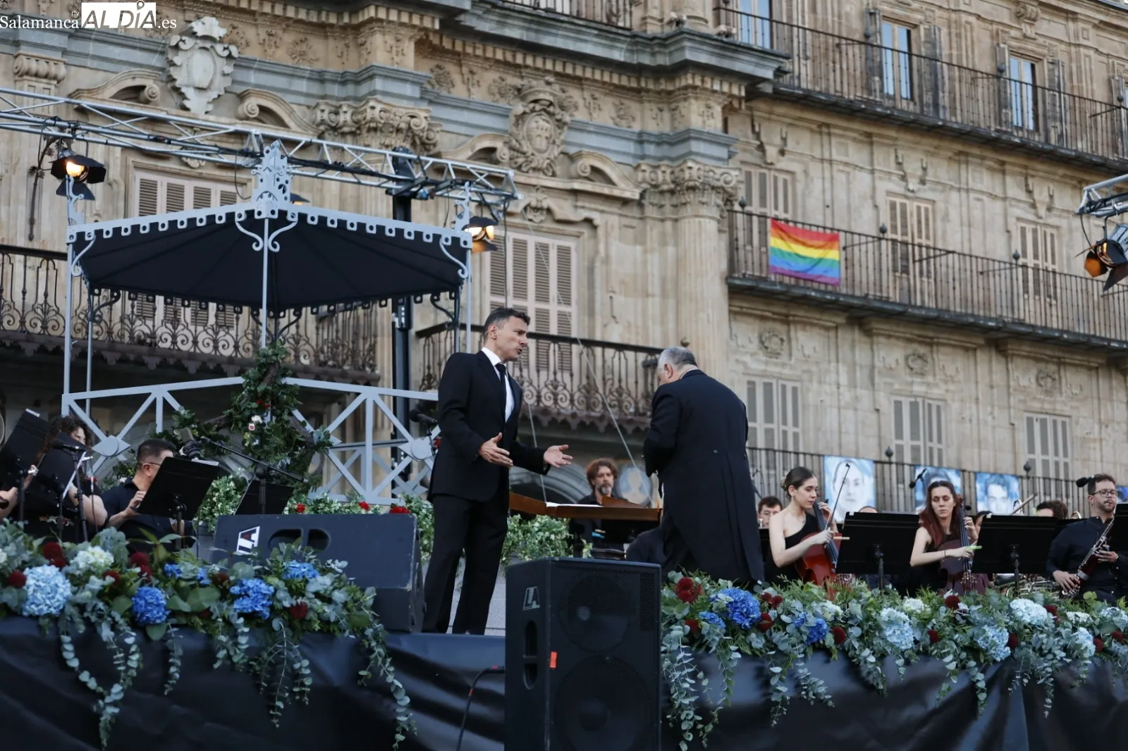 Foto 6 - El Concierto de la Banda Municipal de M&uacute;sica ameniza la noche en la Plaza Mayor