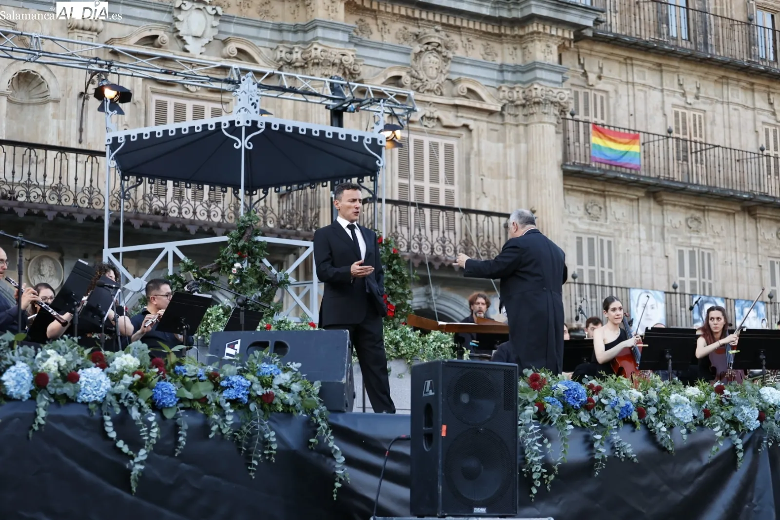 Foto 5 - El Concierto de la Banda Municipal de M&uacute;sica ameniza la noche en la Plaza Mayor