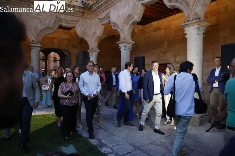 Foto 10 - Garc&iacute;a Carbayo: "No vamos a desaprovechar la oportunidad, tenemos que acompa&ntilde;ar a S&aacute;nchez a la puerta de salida y empujarle"