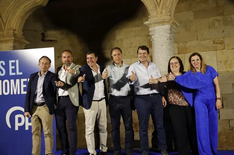 Foto 3 - Garc&iacute;a Carbayo: "No vamos a desaprovechar la oportunidad, tenemos que acompa&ntilde;ar a S&aacute;nchez a la puerta de salida y empujarle"