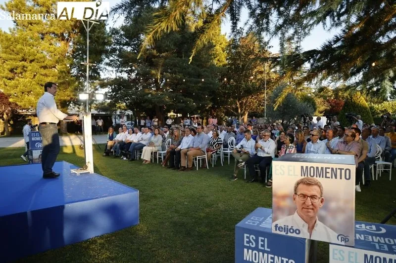 Acto de los responsables del PP provincial y regional con alcaldes y concejales de la comarca de Salamanca. Fotos: David Sañudo