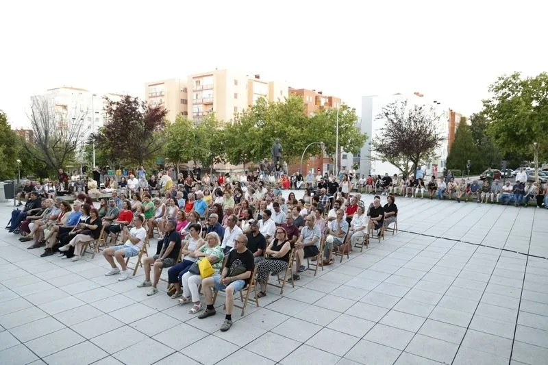 Concierto de Tonky Blues Band en la plaza de la Torrente Ballester. Fotos: David Sañudo