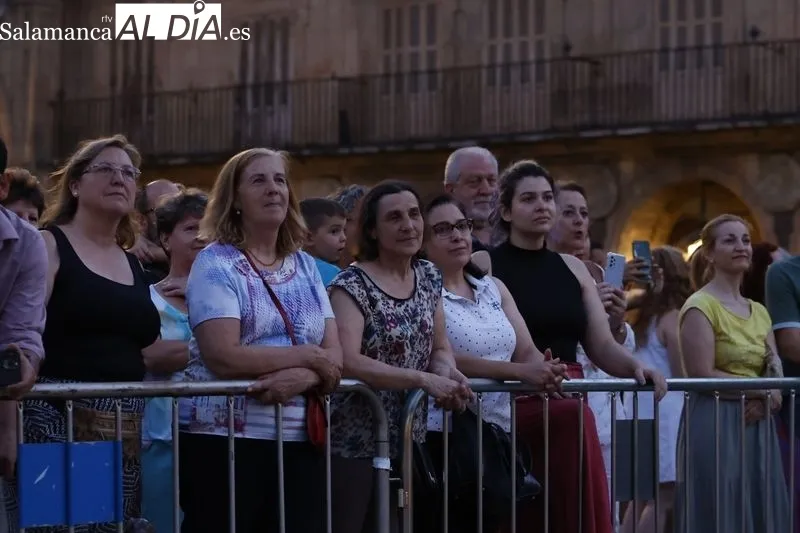 Concierto de la Banda Sinfónica Avanzada de la Escuela Especializada Libre de Música Antonio Paoli de Caguas, Puerto Rico, en la Plaza Mayor. Fotos: David Sañudo