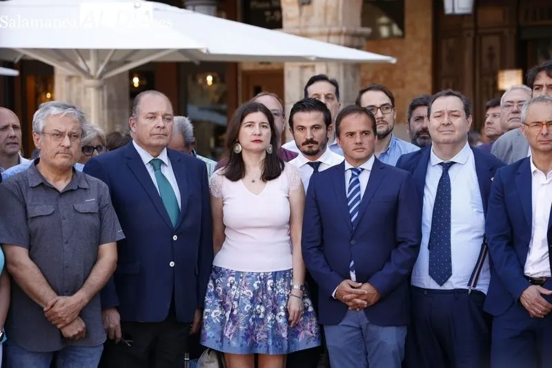 Emotivo homenaje a las víctimas del terrorismo en el vigésimo sexto aniversario del asesinato a Miguel Ángel Blanco | FOTOS: David Sañudo 