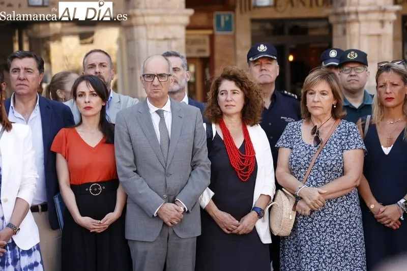 Emotivo homenaje a las víctimas del terrorismo en el vigésimo sexto aniversario del asesinato a Miguel Ángel Blanco | FOTOS: David Sañudo 