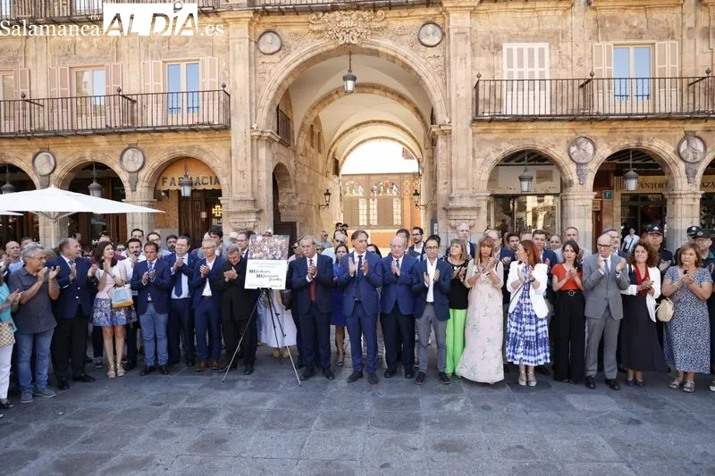 Emotivo homenaje a las víctimas del terrorismo en el vigésimo sexto aniversario del asesinato a Miguel Ángel Blanco | FOTOS: David Sañudo 