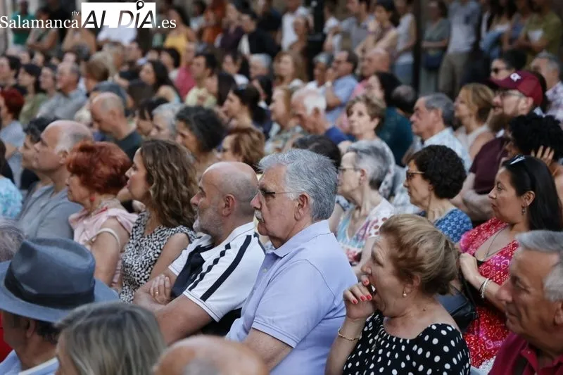 Representación teatral sobre un encuentro de Bretón y Bécquer, de la compañía ForoAsteros Teatro, en Las Úrsulas.. Fotos: David Sañudo