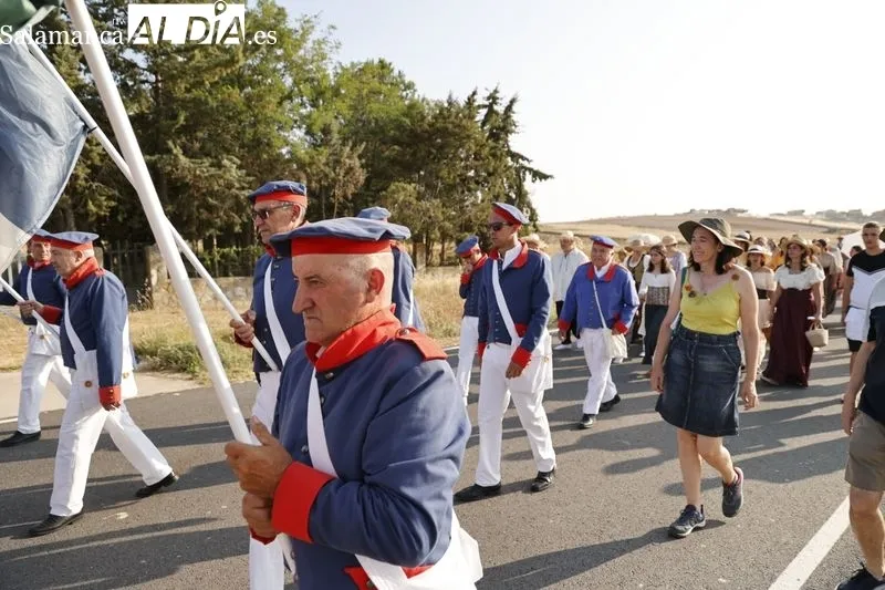 Desfile de recreadores napoleónicos en Arapiles. Fotos: David Sañudo
