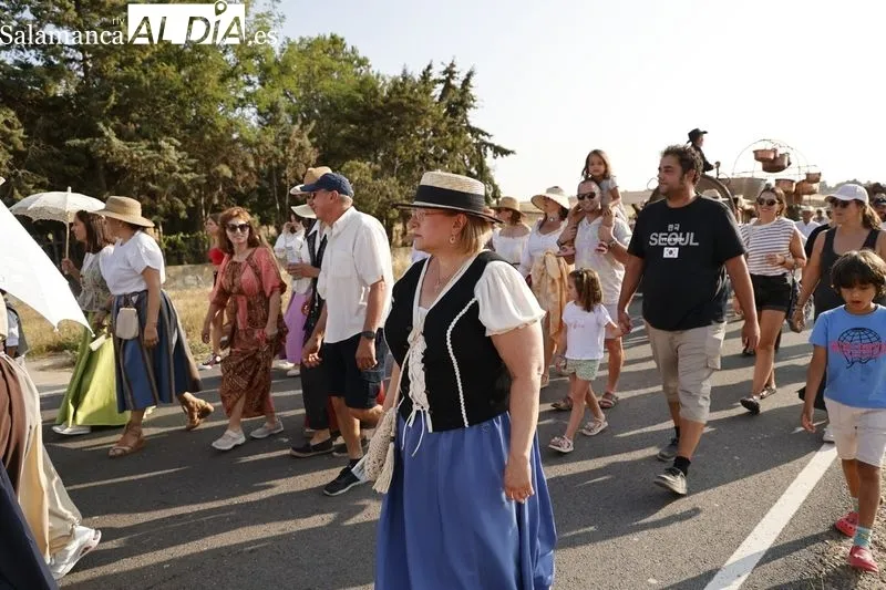 Desfile de recreadores napoleónicos en Arapiles. Fotos: David Sañudo