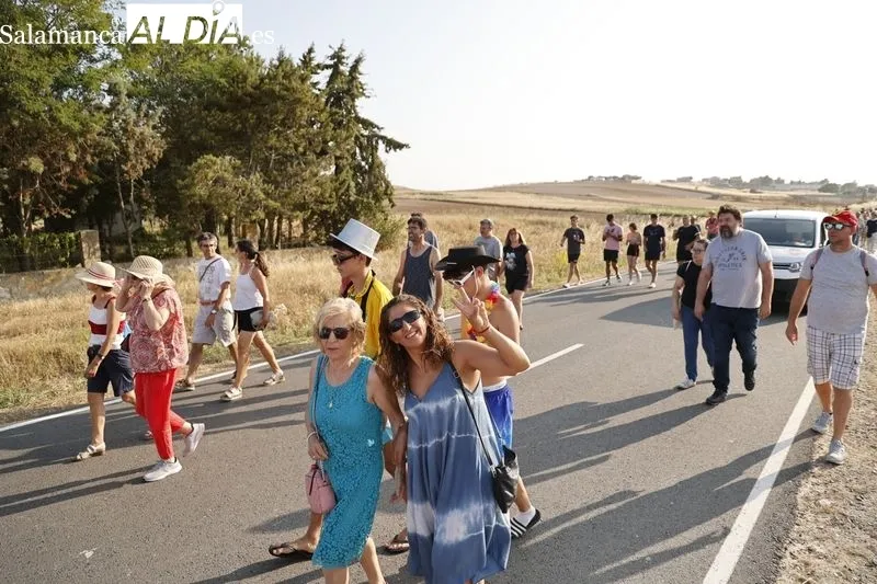 Desfile de recreadores napoleónicos en Arapiles. Fotos: David Sañudo