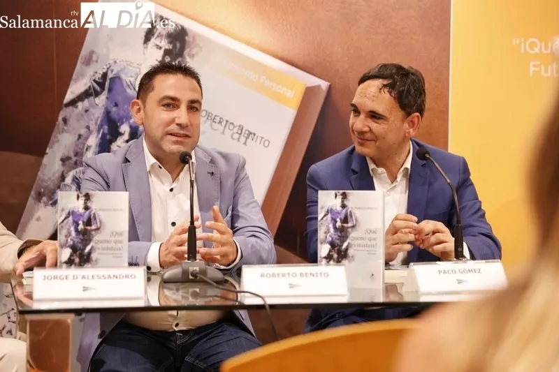 Foto 10 - El periodista Roberto Benito presenta su libro &lsquo;&iexcl;Qu&eacute; bueno que vinisteis!&rsquo; 