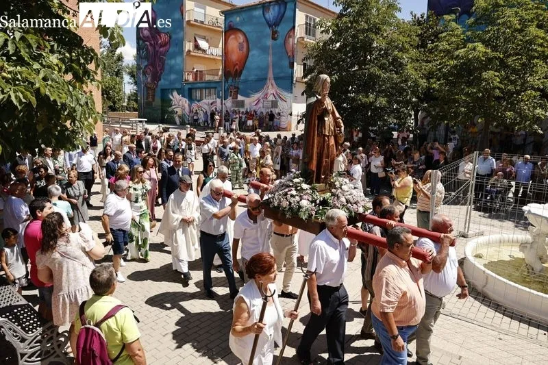 Foto 18 - Cientos de personas en la tradicional misa en honor a Santa Marta 