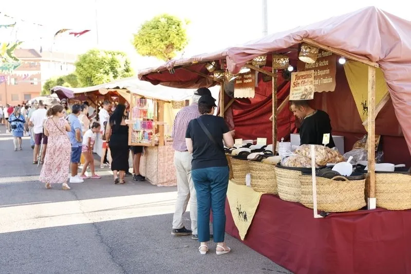 Foto 11 - Da comienzo el Mercado Medieval en Carbajosa con un gran ambiente