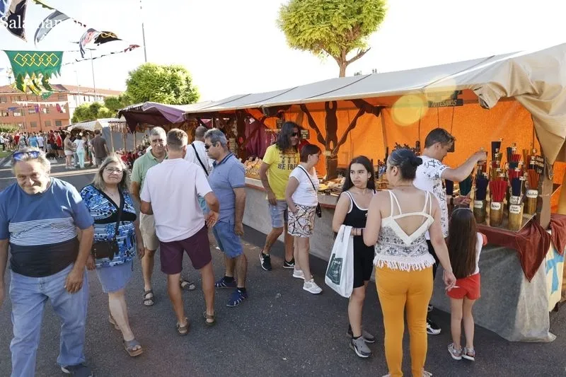 Foto 12 - Da comienzo el Mercado Medieval en Carbajosa con un gran ambiente