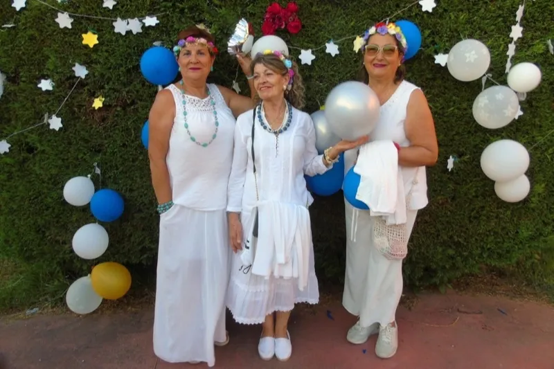 La historica comadrona de Macotera, Paulina Cuesta, participaba en la actividad ‘Noches en Blanco’