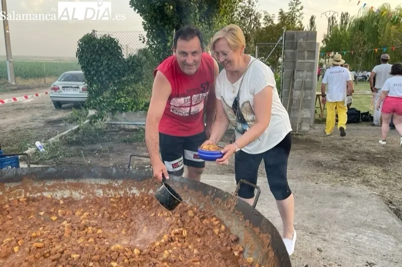 Villoruela despedía este lunes sus fiestas con una merienda popular