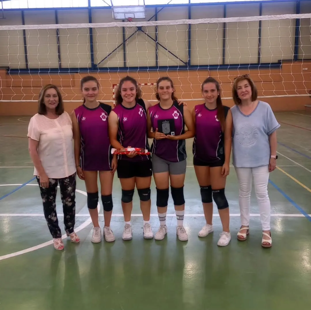 Foto 3 - Buen ambiente y participaci&oacute;n en el II Torneo de Voleibol Ciudad de Pe&ntilde;aranda