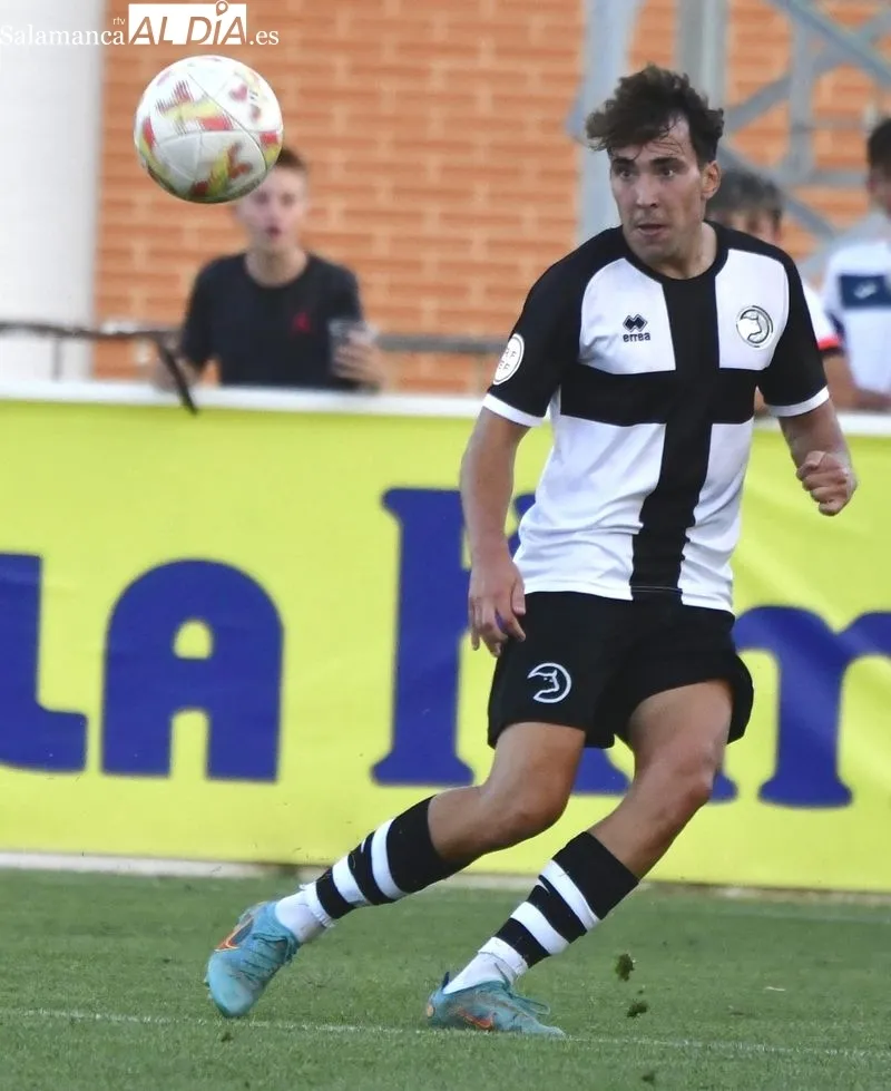 Foto 18 - Unionistas cae goleado en su primer test de pretemporada ante el Alcorc&oacute;n (0-5)
