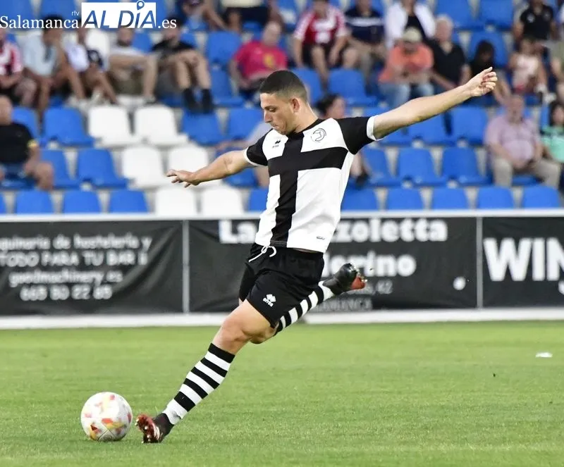 Foto 16 - Unionistas cae goleado en su primer test de pretemporada ante el Alcorc&oacute;n (0-5)