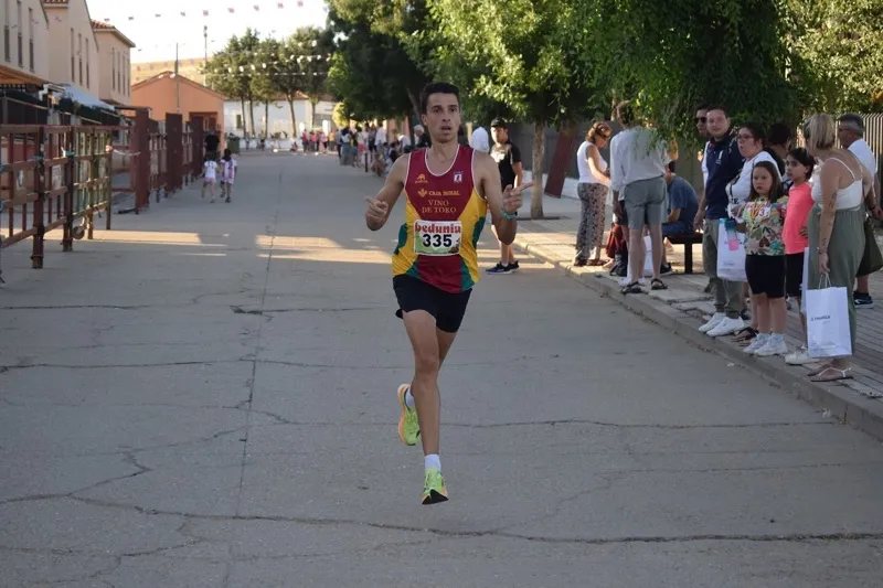 Villoruela ha celebrado su XV Carrera Popular