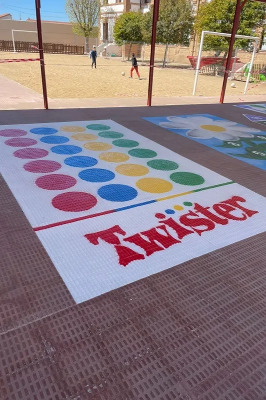 El Colegio Filiberto Villalobos de Babilafuente crea el espacio ‘Aprender es divertido’ junto a Kikeartmd
