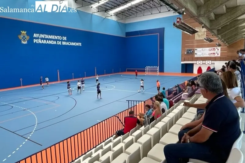 Peñaranda acogía este sábado el I Torneo de Fútbol Sala Femenino