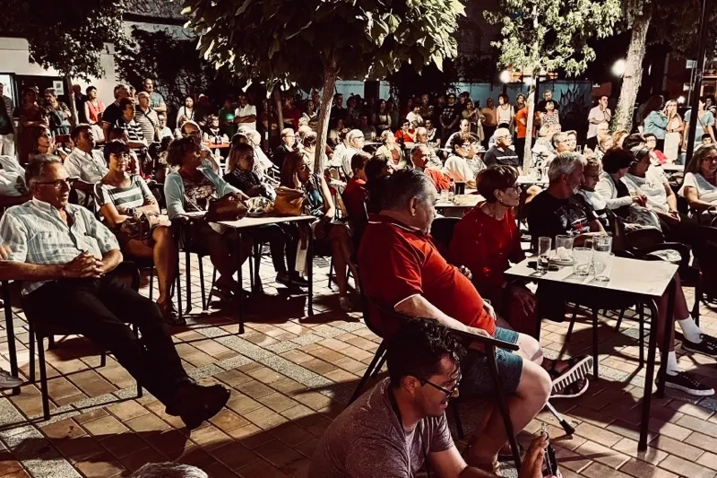 El Taller de Canto Popular ofrecía un concierto de verano en La Huerta