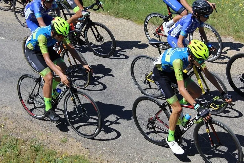 Cadetes de la Escuela Salmantina de Ciclismo en León