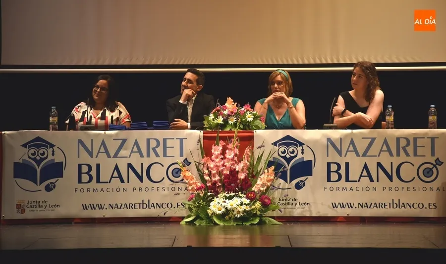 Foto 3 - Graduada la 2&ordf; generaci&oacute;n de profesionales del Centro Nazaret Blanco