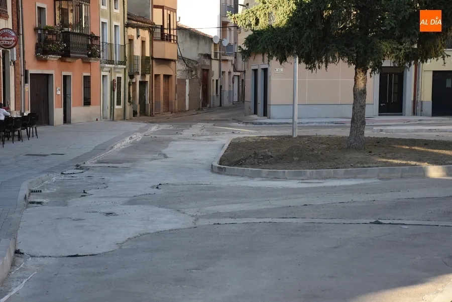 Foto 4 - Reabierta al tr&aacute;fico la Plaza de Herradores