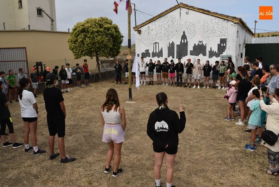 Foto 5 - El Grupo Scout Kennedy se va de campamento inaugurando un m&aacute;stil permanente por sus 50 a&ntilde;os