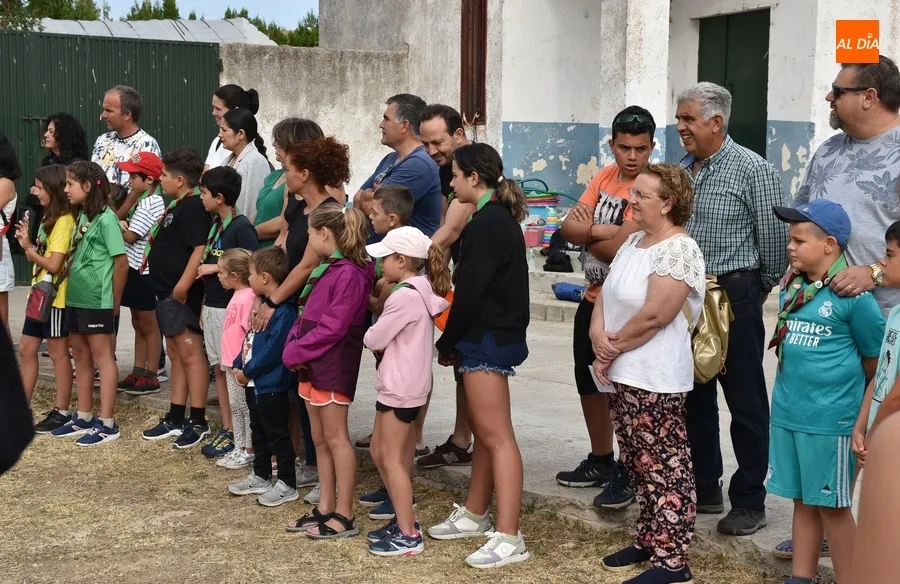 Foto 11 - El Grupo Scout Kennedy se va de campamento inaugurando un m&aacute;stil permanente por sus 50 a&ntilde;os