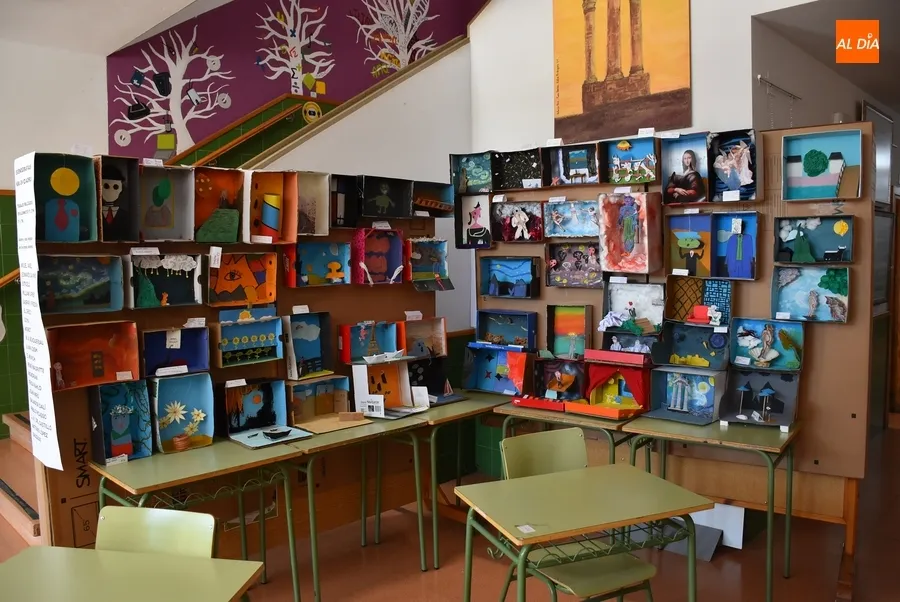 Foto 2 - Alumnos del Fray Diego recrean en 3D ic&oacute;nicos cuadros con singulares toques propios