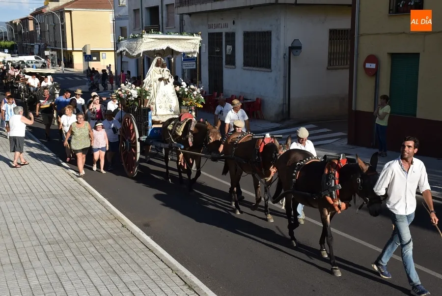 Foto 10 - Puntual regreso de los romeros tras cuatro d&iacute;as de bastante calor pero tambi&eacute;n algo de fr&iacute;o
