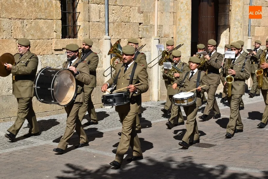 Foto 7 - Ciudad Rodrigo mantiene vivo el recuerdo de sus ca&iacute;dos en la Guerra de la Independencia