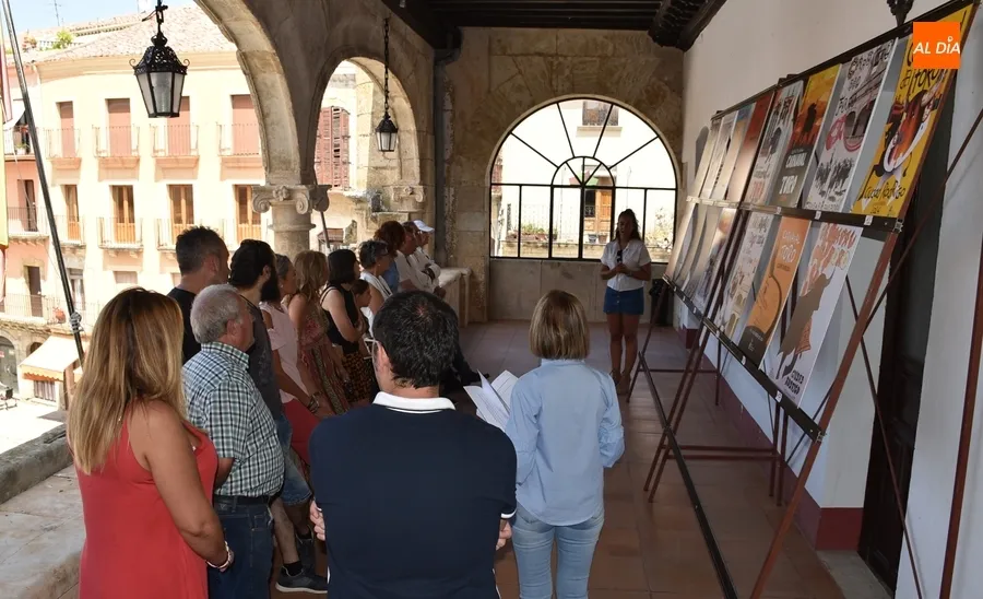 Foto 5 - El jurado del Concurso de Carteles del Carnaval escoge a sus 4 finalistas