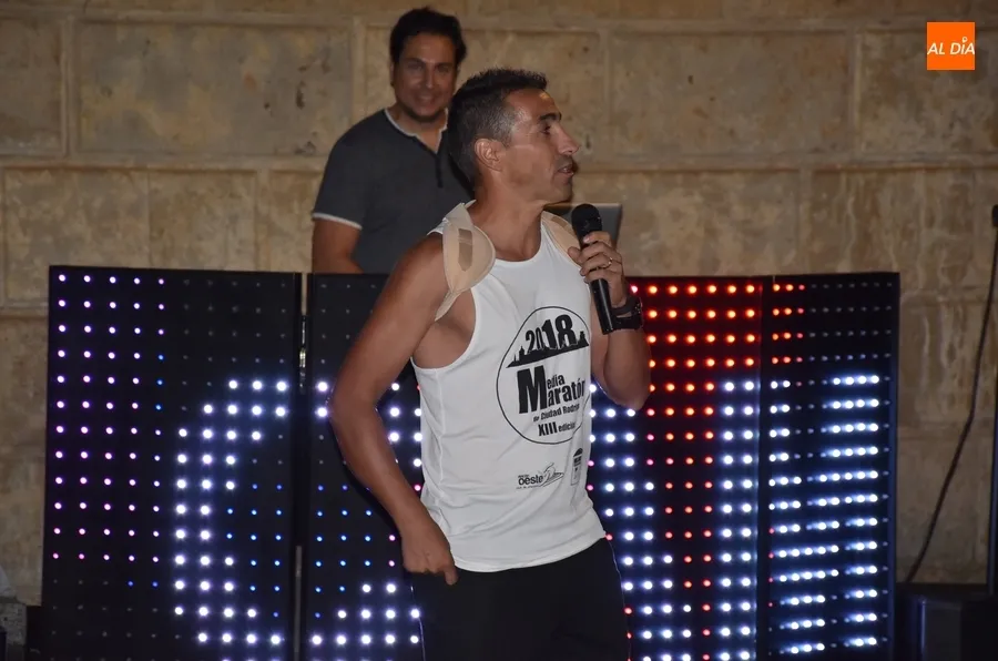 Foto 4 - Festiva velada de clausura del 8&ordm; Mir&oacute;briga Campus con m&uacute;sica, humor y magia