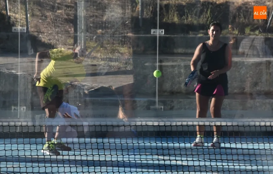Foto 4 - En marcha el Torneo de P&aacute;del de Ciudad Rodrigo con 18 parejas en liza y 760&euro; en juego