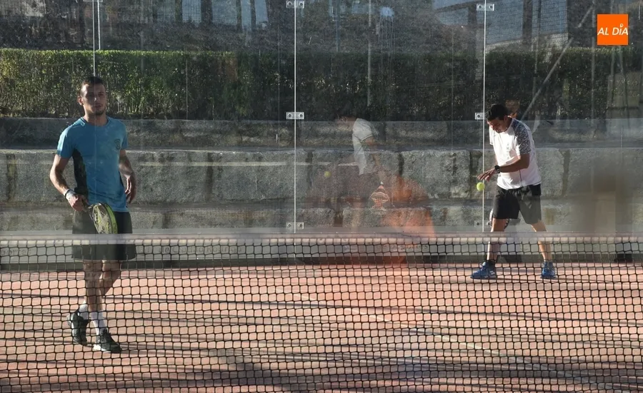 Foto 11 - En marcha el Torneo de P&aacute;del de Ciudad Rodrigo con 18 parejas en liza y 760&euro; en juego