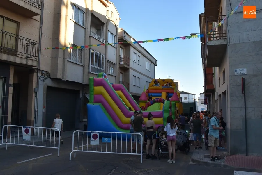 Foto 3 - Santa Ana arranca con un gran esp&iacute;ritu joven sus fiestas veraniegas