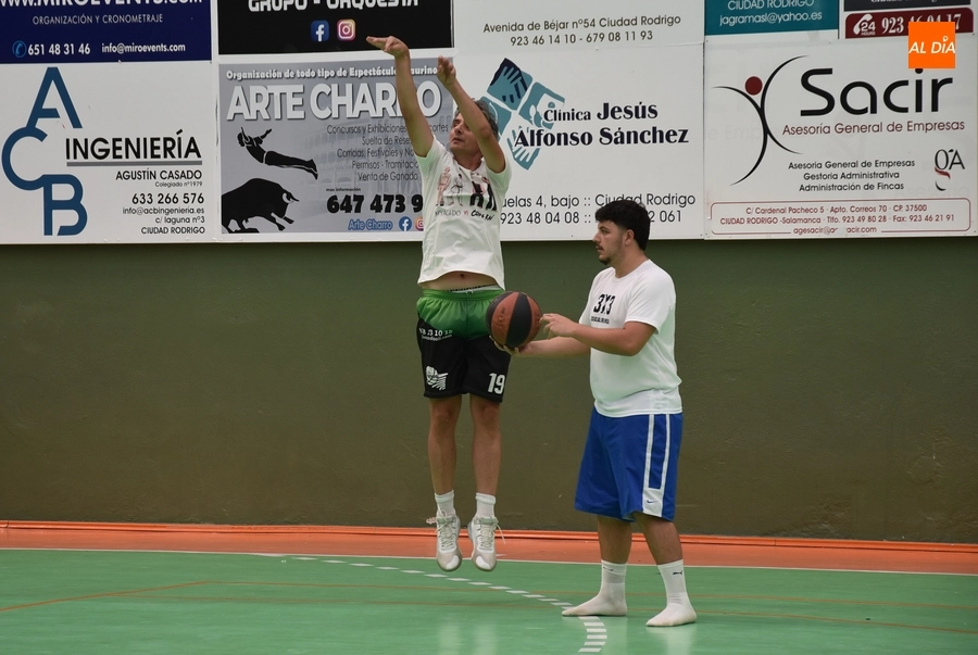 Foto 6 - Mayoristas con panza y Derrick & Morty triunfan en el Torneo 3x3 de Basket