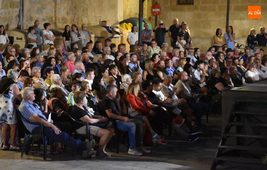 Foto 5 - La Banda de M&uacute;sica cambia de ubicaci&oacute;n veraniega con un ampl&iacute;simo respaldo