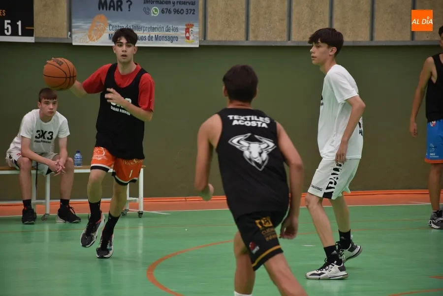 Foto 11 - Mayoristas con panza y Derrick & Morty triunfan en el Torneo 3x3 de Basket